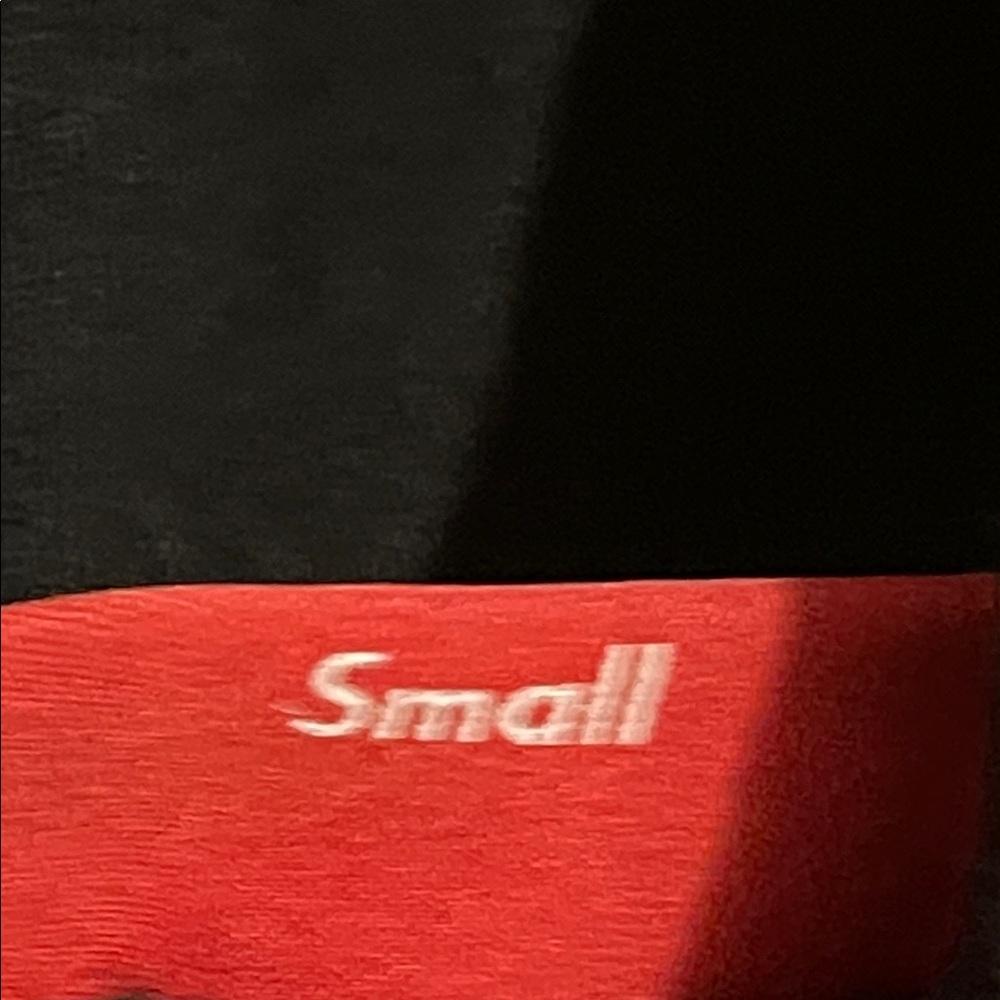 Supreme Sweatshirt - Picture 7 of 9